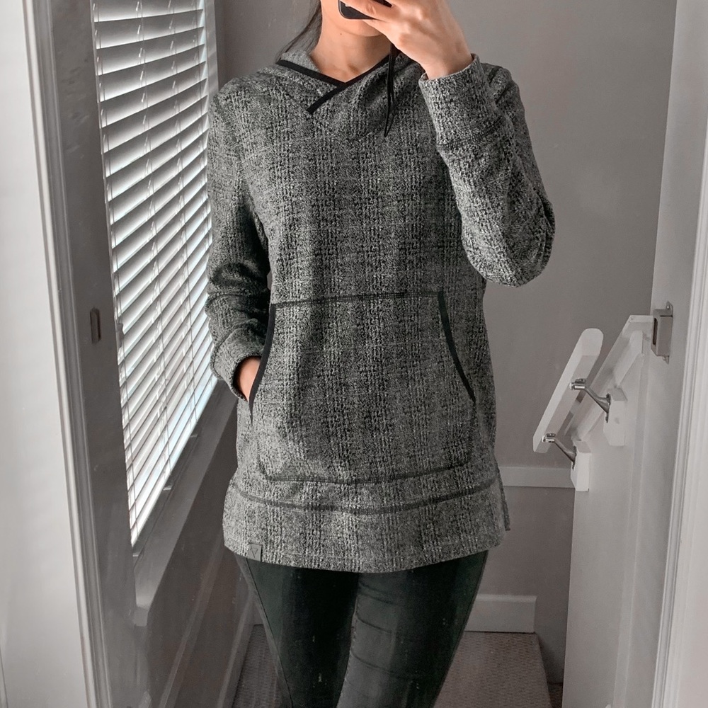 LIV Outdoor Cozy Sweater